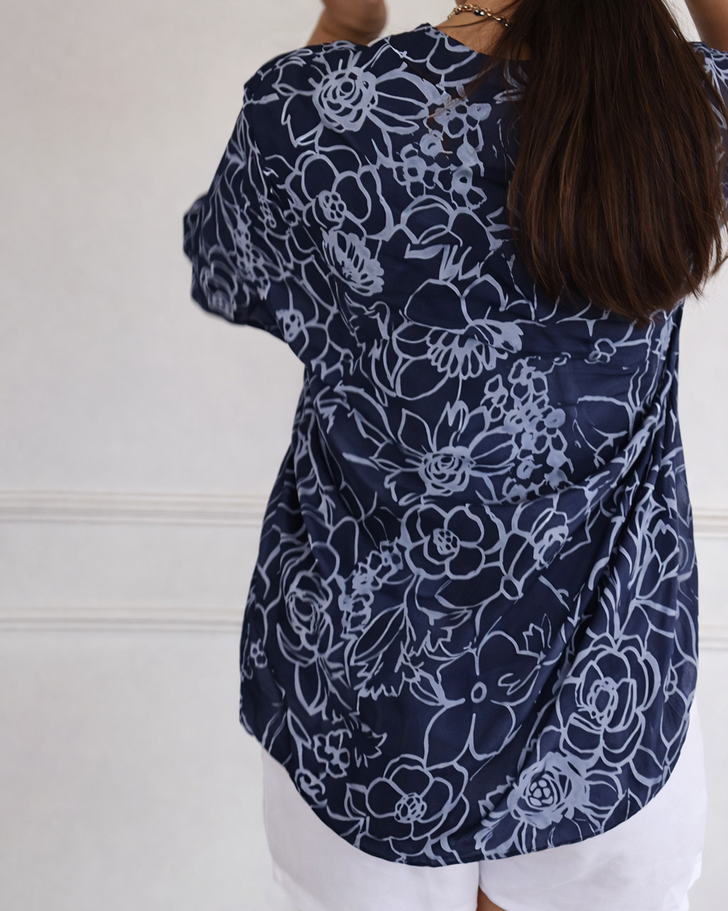 MIRELLA | ELEGANT BLOUSE WITH POCKET