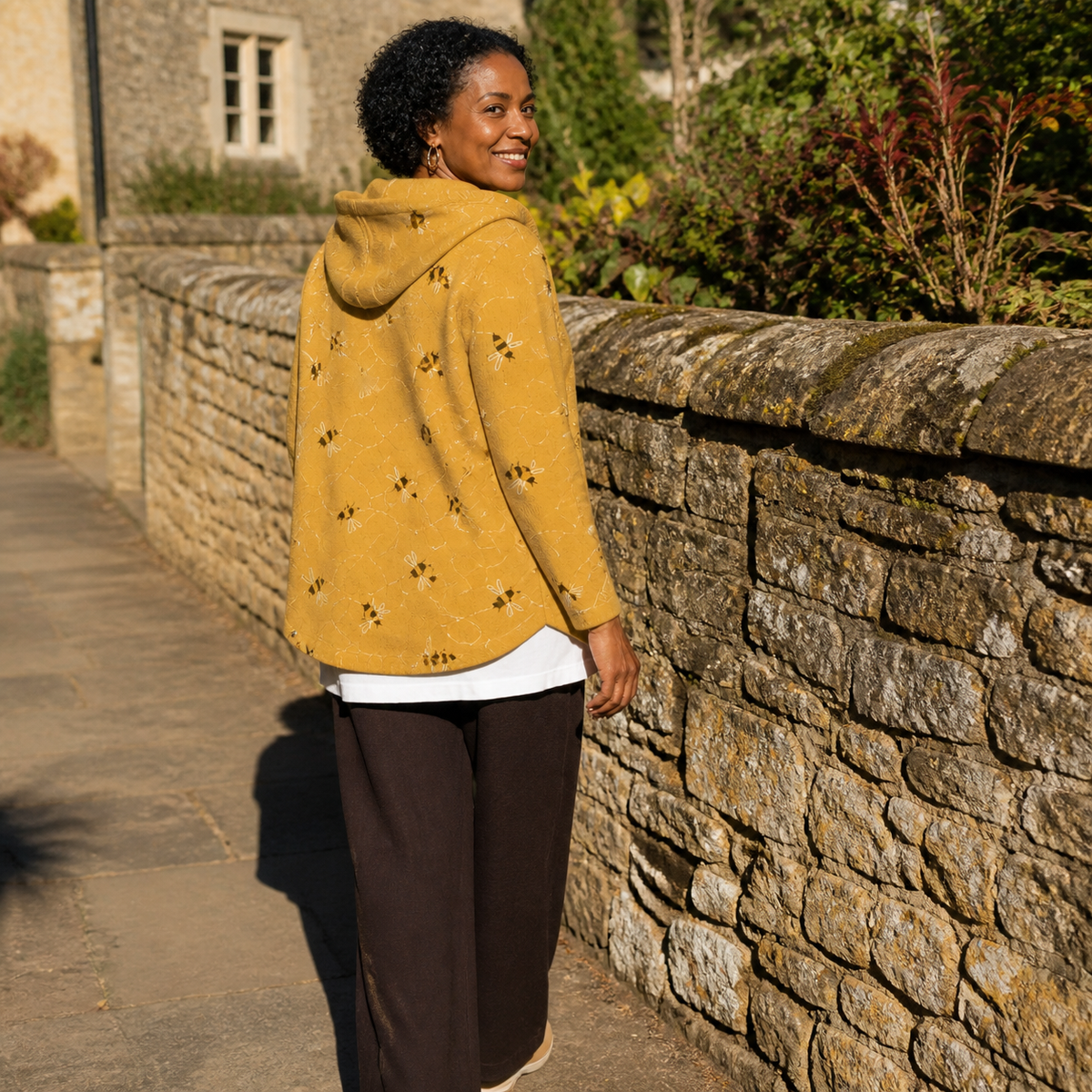 SUSAN | HONEYBEE PRINT HOODED KNIT CARDIGAN
