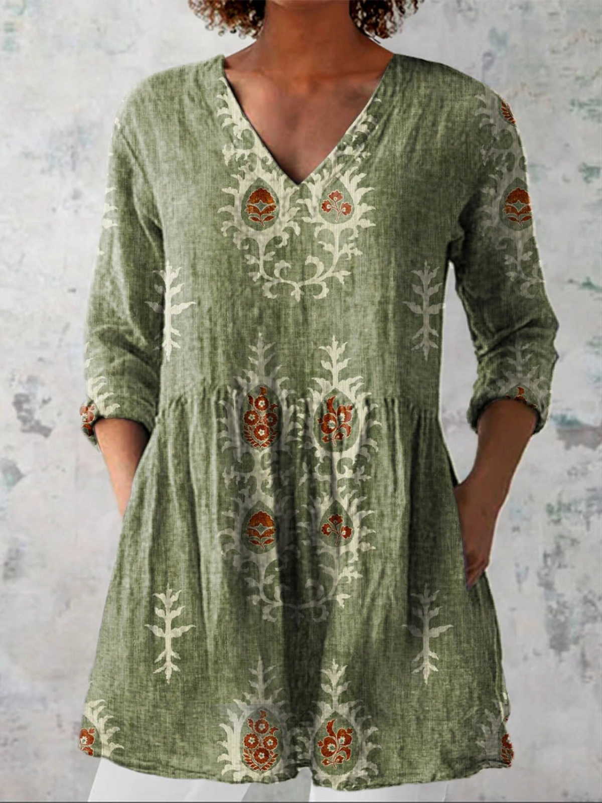 ELISE | LONG BLOUSE WITH V-NECK
