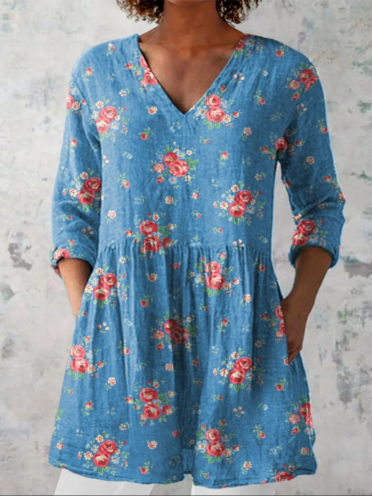 MELANIE | LONG BLOUSE WITH V-NECK