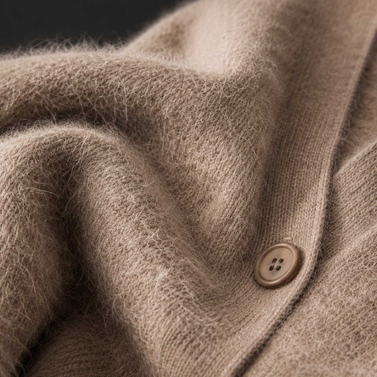 JUNELLA | SOFT V-NECK KNITTED CARDIGAN
