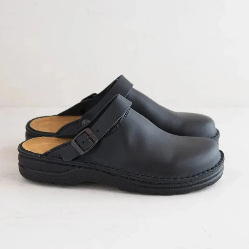 ALEX | CLASSIC EVERYDAY BUCKLE CLOGS