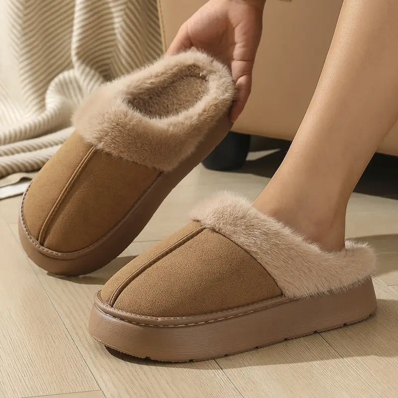 LYNNE | PLUSH SLIP-ON SLIPPERS