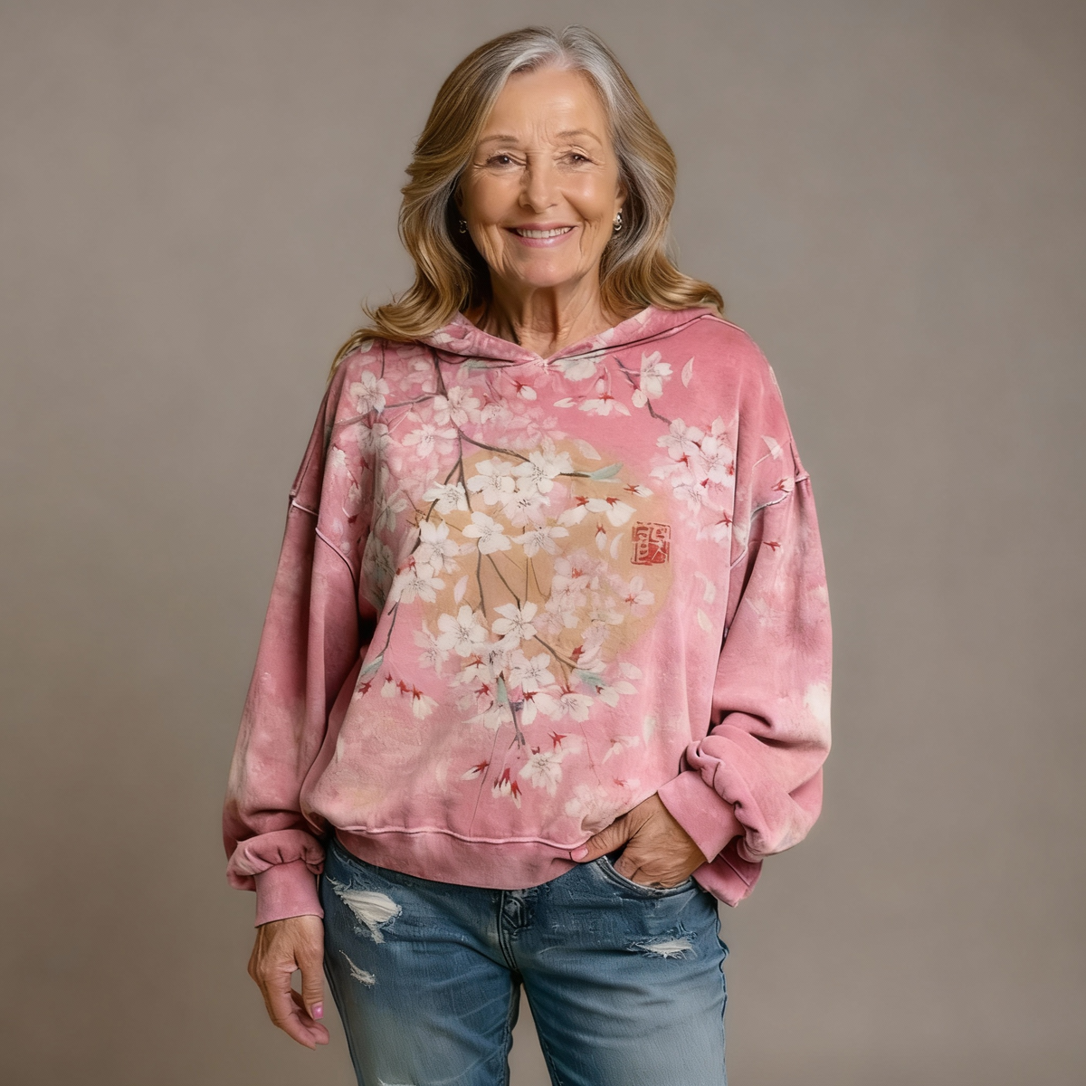 EVELYN | CLASSIC FIT HOODIE