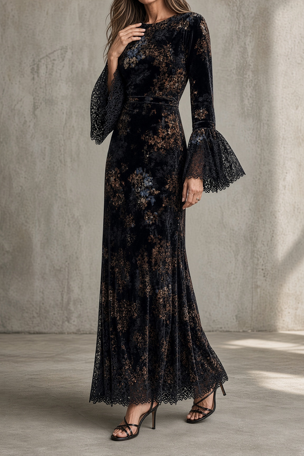 VIOLA | ELEGANT FLORAL VELVET MAXI DRESS