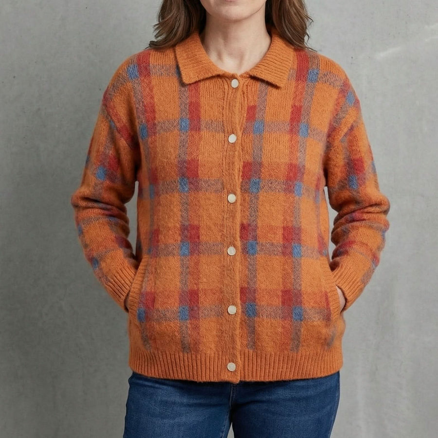 VIVIENNE | COSY CHECK BUTTON CARDIGAN